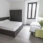 Campione Del Garda Surf House Pieve (Lombardy)
