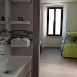 Hostel Campione Del Garda Surf House Pieve (Lombardy)