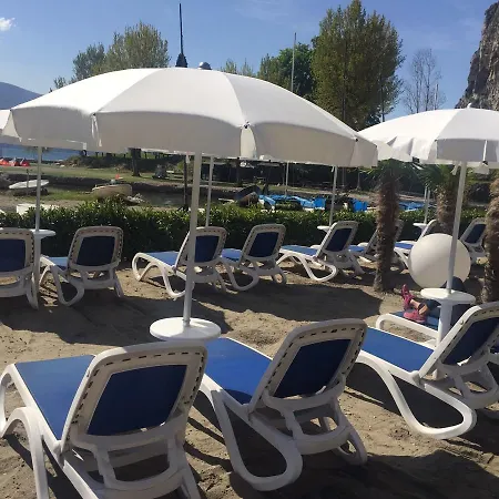 Hostel Campione Del Garda Surf House *